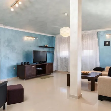 Marlera - Penthouse *