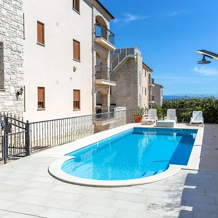 Marlera - Penthouse * Ližnjan